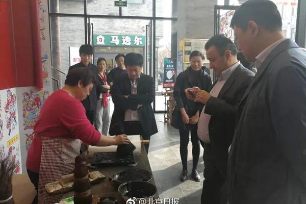 美艦載無人加油機今年首飛 或提高航母打擊范圍