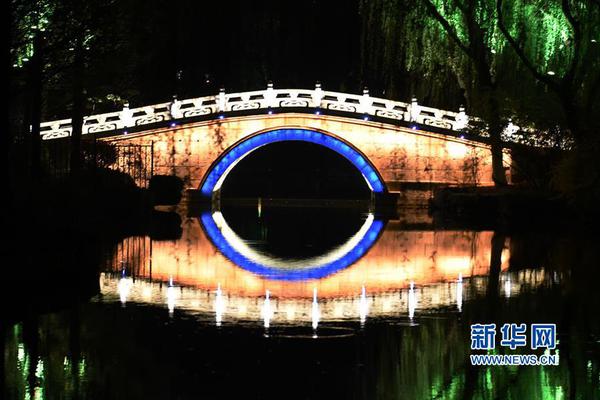 美艦載無人加油機今年首飛 或提高航母打擊范圍