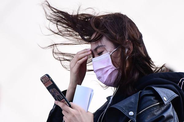 楊洋：快樂才能使人像陽光