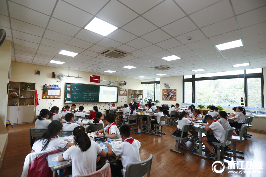 林彥俊遭真粉套路叫阿姨