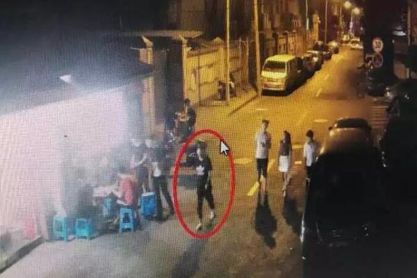 什么情況？袁立曬“一家三口”合照疑升級當媽？