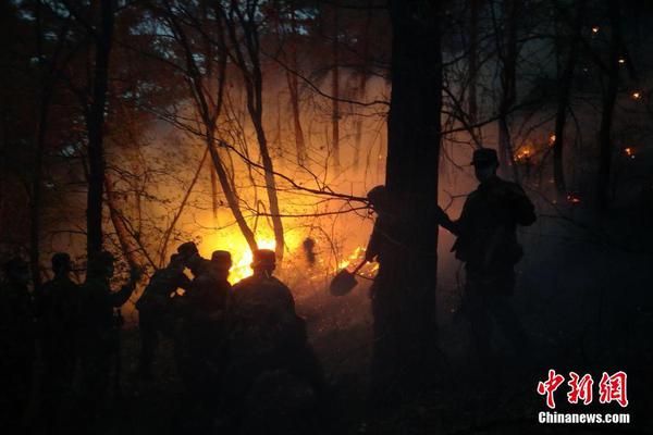 土超隊(duì)遭遇車禍:捷克國(guó)腳蘇拉爾離世 西塞等6人受傷