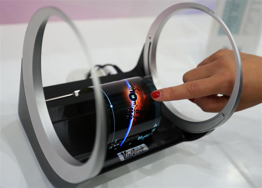 霉霉新歌變換七套造型