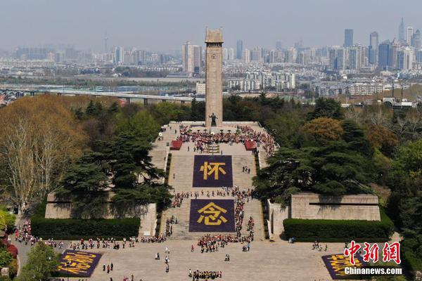 真全球首款折疊屏手機：柔宇柔派終于開賣