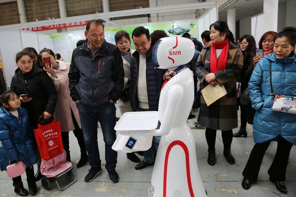 4.6秒破百的自主品牌純電超跑 前途K50