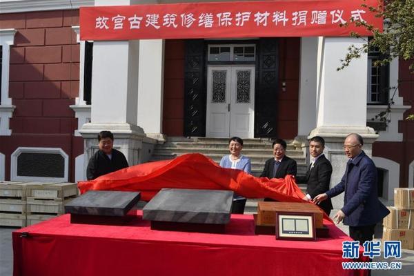 北大學生逼得胡適汗流夾背