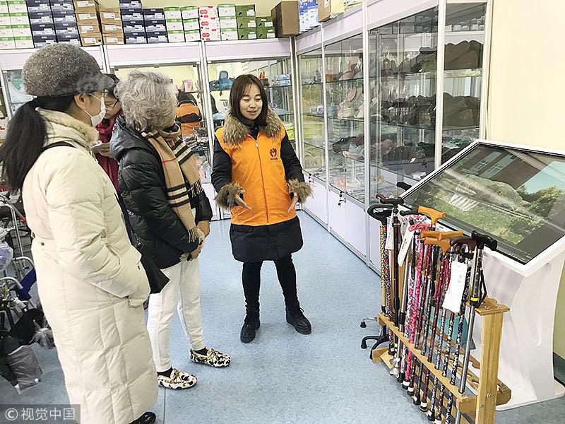 王曼昱/孫穎莎4-2逆轉(zhuǎn)伊藤女雙奪冠 國(guó)乒包攬五金