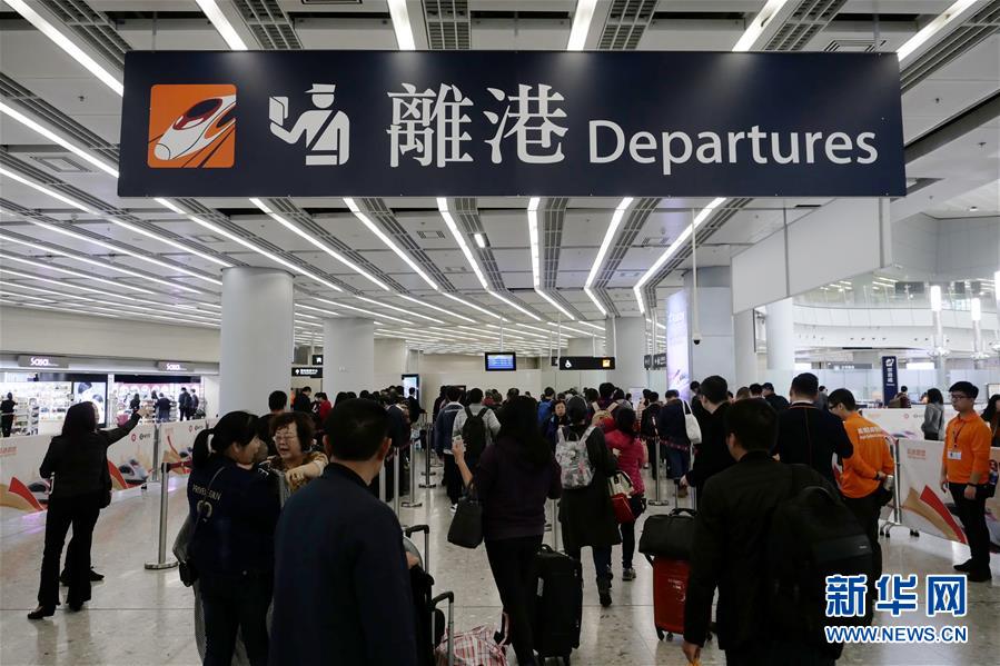 新疆眾將踏上歸途表情凝重 阿不都顯落寞