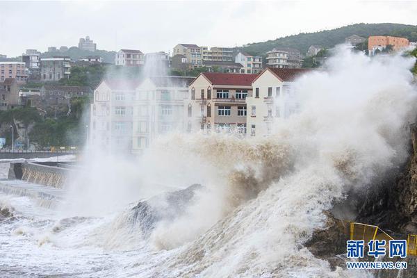 視頻-埃爾克森梅開二度 上海上港力克十人泰達