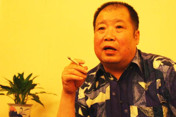 華誼兄弟凈利虧損12億 馮小剛需賠近7000萬