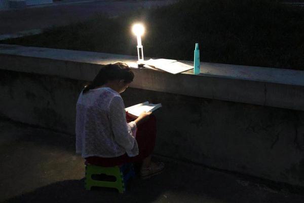 AI修復后的王祖賢林青霞美到讓人驚嘆