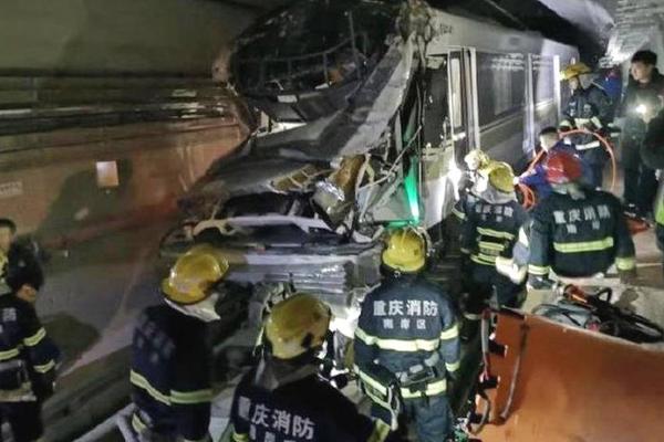 一季度投資消費出口搶眼 外貿(mào)確保進出口穩(wěn)中提質
