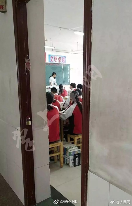 小夫妻買100平復式開啟新生活 公婆來參觀夸不停