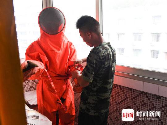 明星攝影師揭網(wǎng)紅照的真相