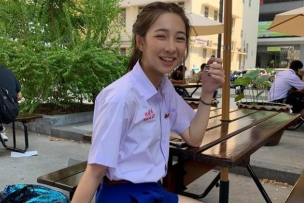 單親媽媽去相親，兒子一句話，讓人淚崩！