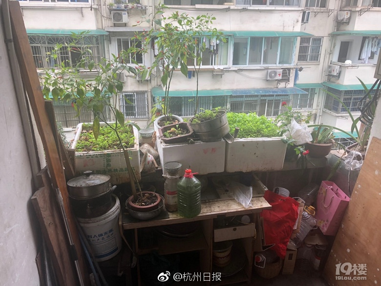 中國工藝美術產(chǎn)業(yè)之路的“七連問”