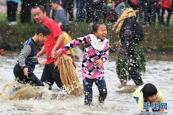 高娓娓：劉強(qiáng)東案，揭露“高管出國(guó)學(xué)習(xí)”的灰色..