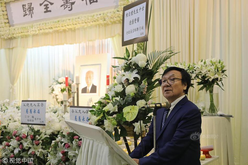 谷歌西雅圖在建辦公園區(qū)塔吊倒塌 致4死4傷