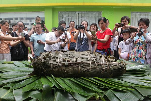 刑滿釋放人員持刀猛刺獄警致死 被提起公訴
