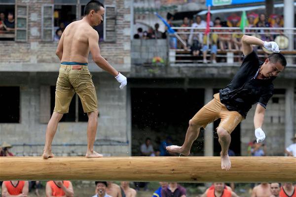 宮廷瑞獸登上3X3黃金聯賽 幽默化解無球尷尬