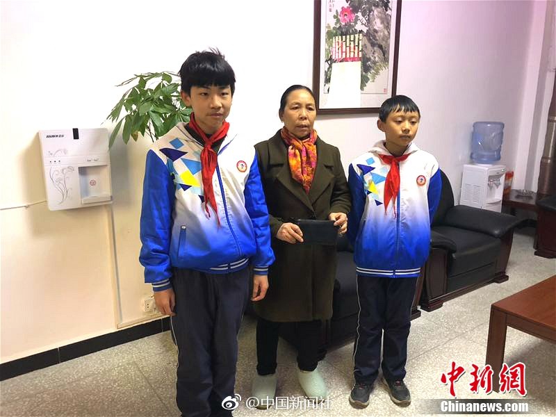 湖南妹子打造310㎡文藝之家 擁星光浴室和天臺花園