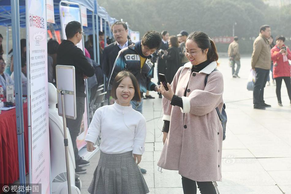 爸爸開網(wǎng)約車 10歲女兒寫紙條“求包容”