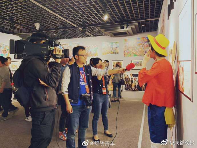 吳亦凡遮掩長發亮相 蔡依林佟麗婭張...