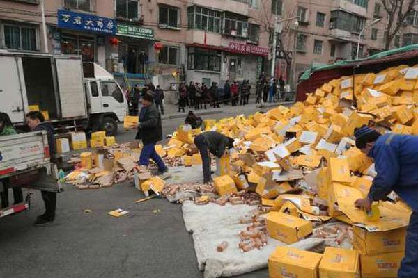不走！斯里蘭卡警察總長拒因連環爆炸案辭職