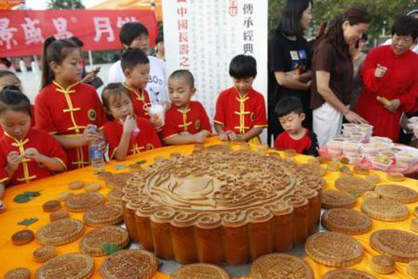 中國艦隊縱橫東印度洋猛烈開火