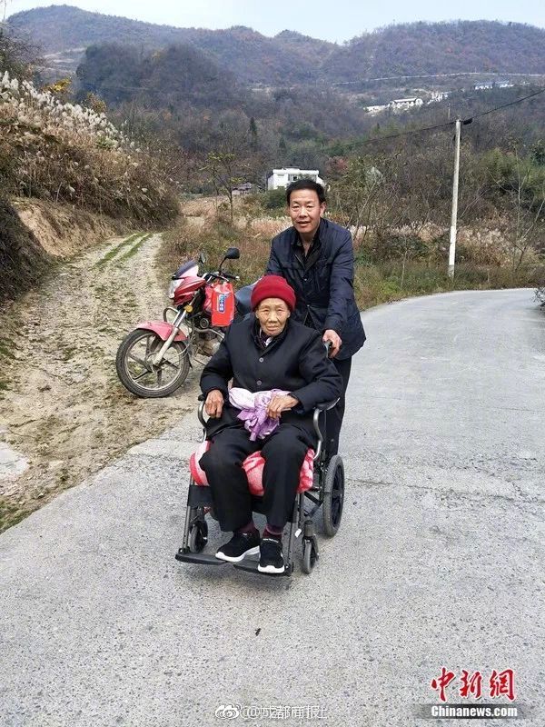 萬年前古人無意留下的尿，讓科學家讀懂了他的生活