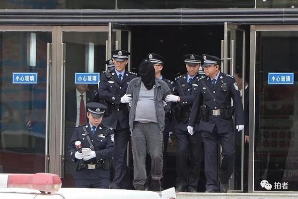 李光斗:大火改變法國像911改變美國