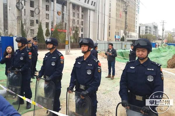 李光斗:大火改變法國像911改變美國