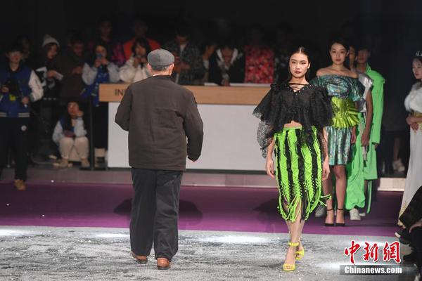 吳京談流浪地球盜版:砸創(chuàng)作者飯碗