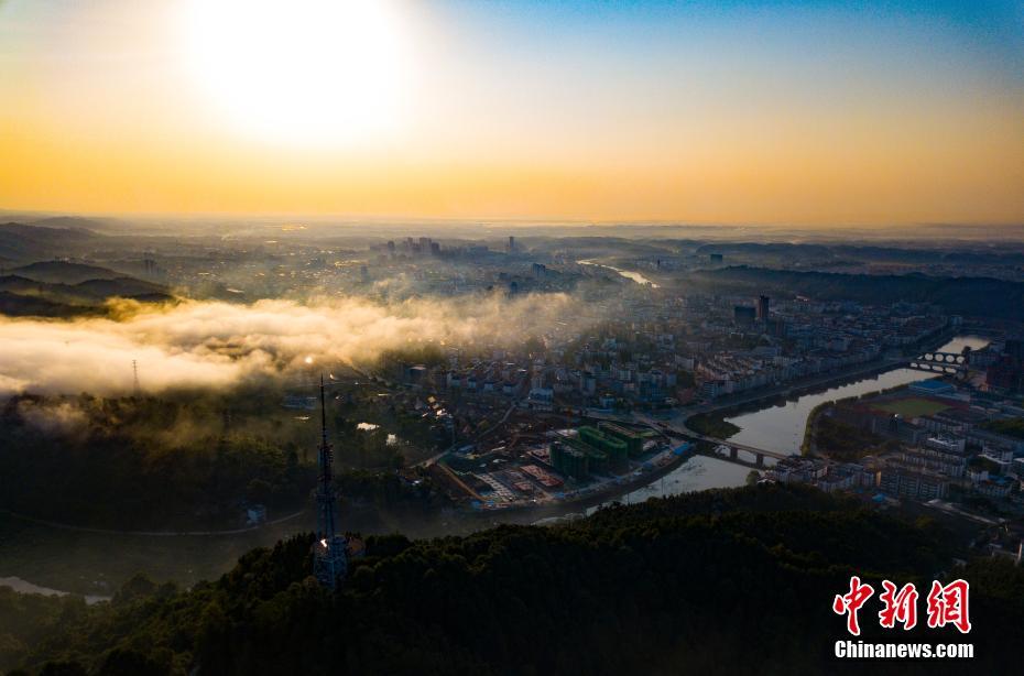 每天久坐8小時以上與心血管疾病風險升高107%相關！