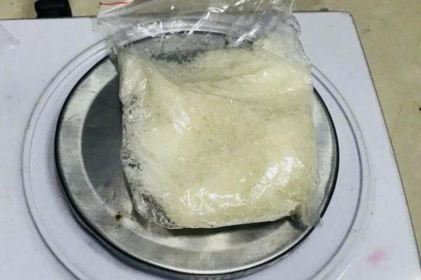 唐嫣江疏影都愛穿的“心跳裙” 有什么誘惑力？