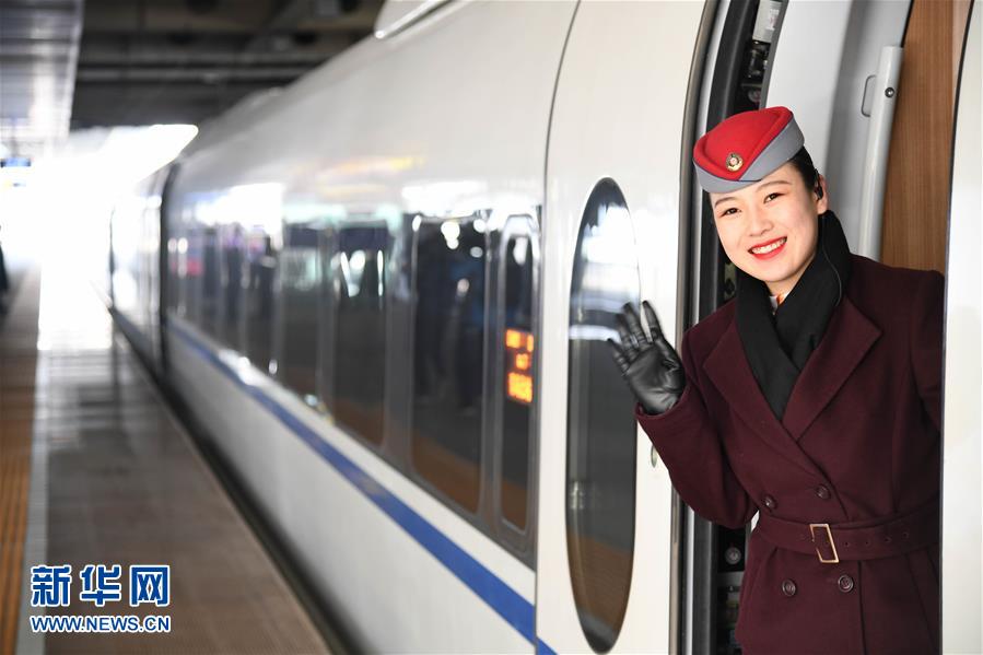 連續鬧翻3個經紀人？趙麗穎取關黃斌 還刪感謝文