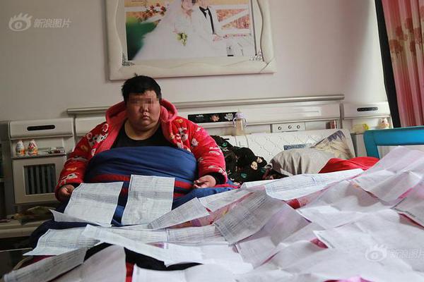 詹韋瓜齊聚觀戰布朗尼比賽 年輕皇帝遇高手
