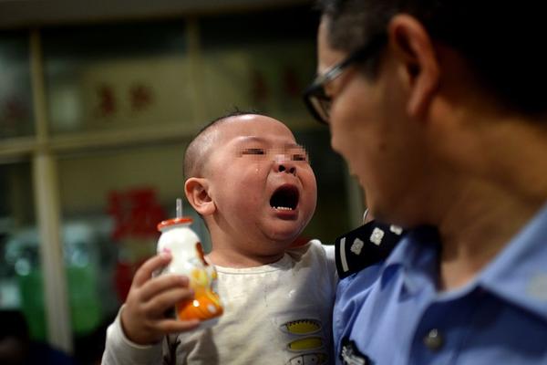 房?jī)r(jià)泡沫破滅 加拿大人付出代價(jià)：民眾借錢買食物