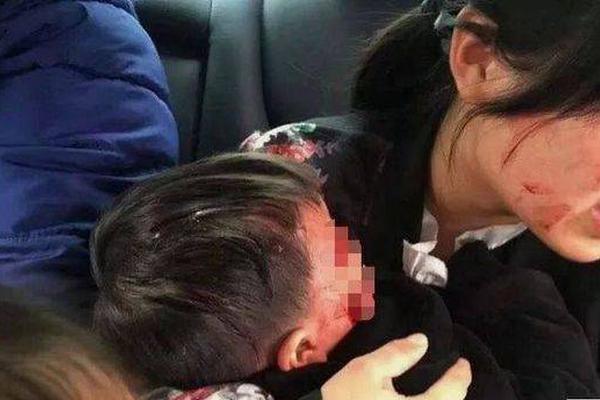 甜蜜暖婚：總裁寵妻很狂野