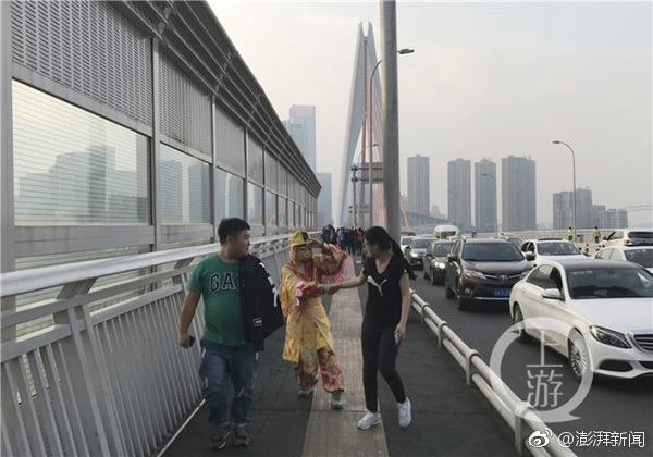 就差一塊錢，憑啥他是貧困戶？