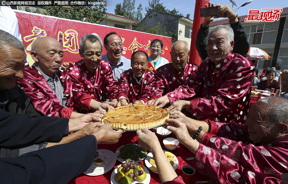 心理：本來愛那個人，可是對方的親朋好友提了些要求，就不想愛了