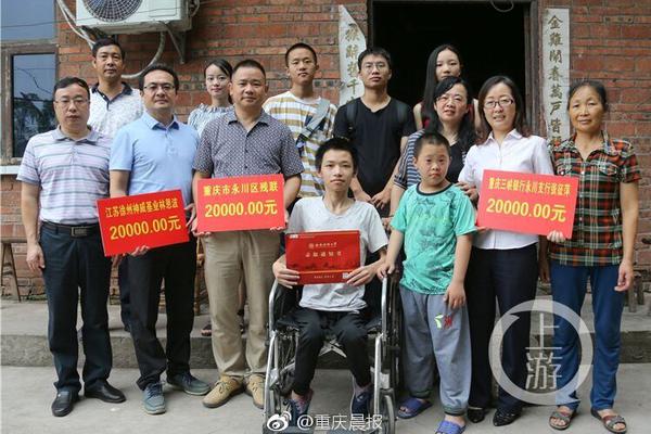 上海夫婦打造150㎡美式四居室 簡約清新不輸北歐風