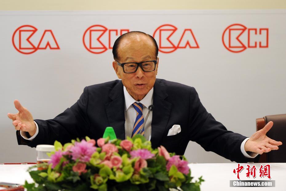 情侶撿到手機后狂刷微信購物：不覺得自己犯法