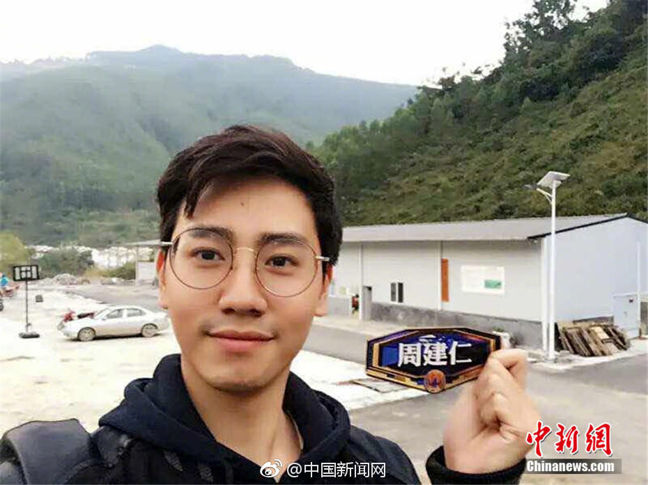 矮個子男人真是太太太太太“卑微”了