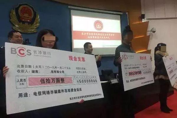 Intel手機基帶往事：因蘋果而始 為蘋果而終