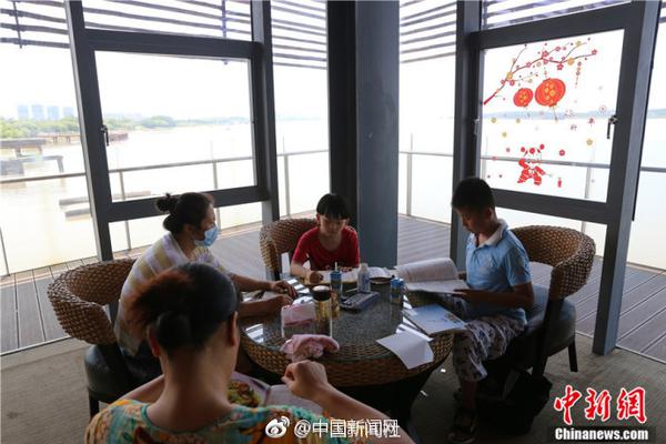 老人們說：麻將館就是我的家