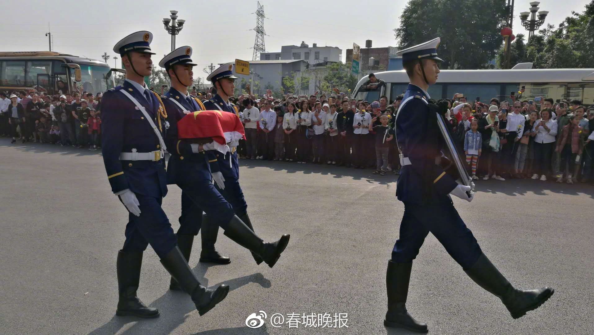 美議員：特朗普與利比亞國民軍司令的...