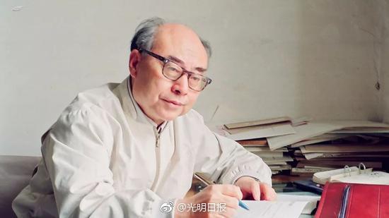 男宿管宿舍內(nèi)猥褻小學(xué)女生 警方：已刑拘