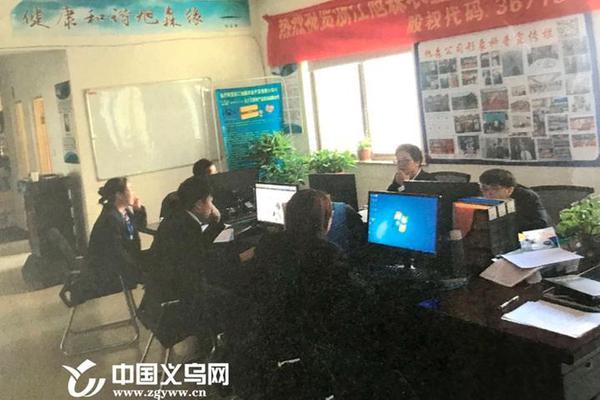 英國首相：重塑英國夢 承諾未來要保障社會公平