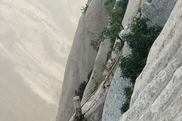菲總統(tǒng)：不運走垃圾，就丟到加拿大海灘和使館